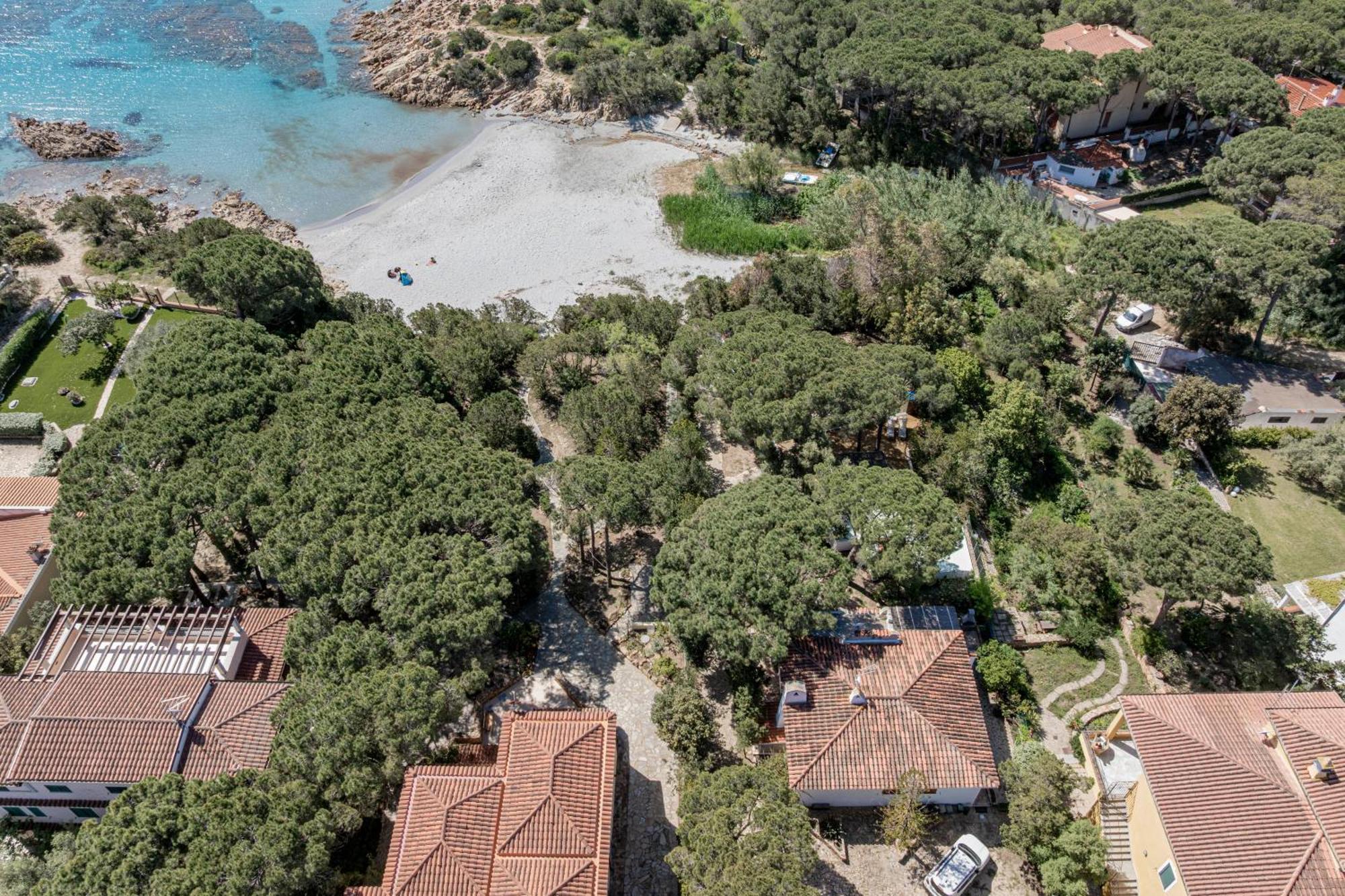 Casa Donatella, In Riva Al Mare! Vila Cala Liberotto Exterior foto
